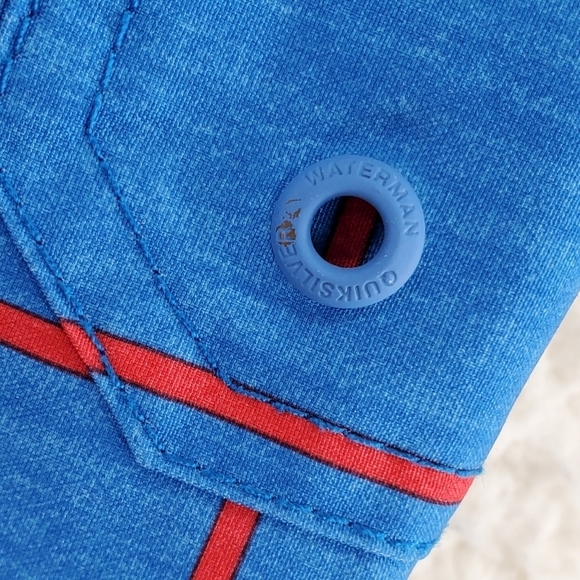 Quiksilver Waterman Blue Red Hybrid 9” Trunks Board Shorts Drawstrings Mens 31 - Picture 4 of 12